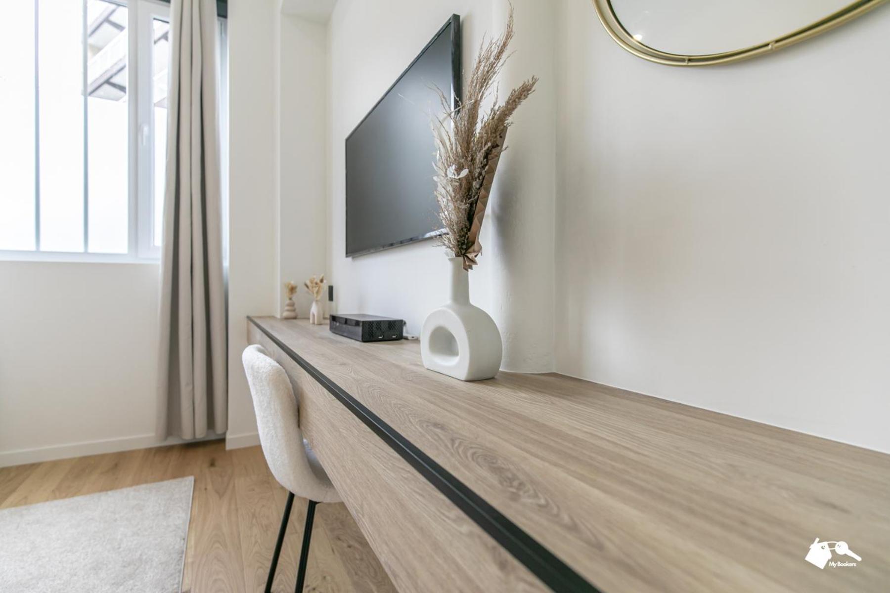 Mba - Felix Faure Luxury Appart Proche Tour Eiffel Paris Ngoại thất bức ảnh